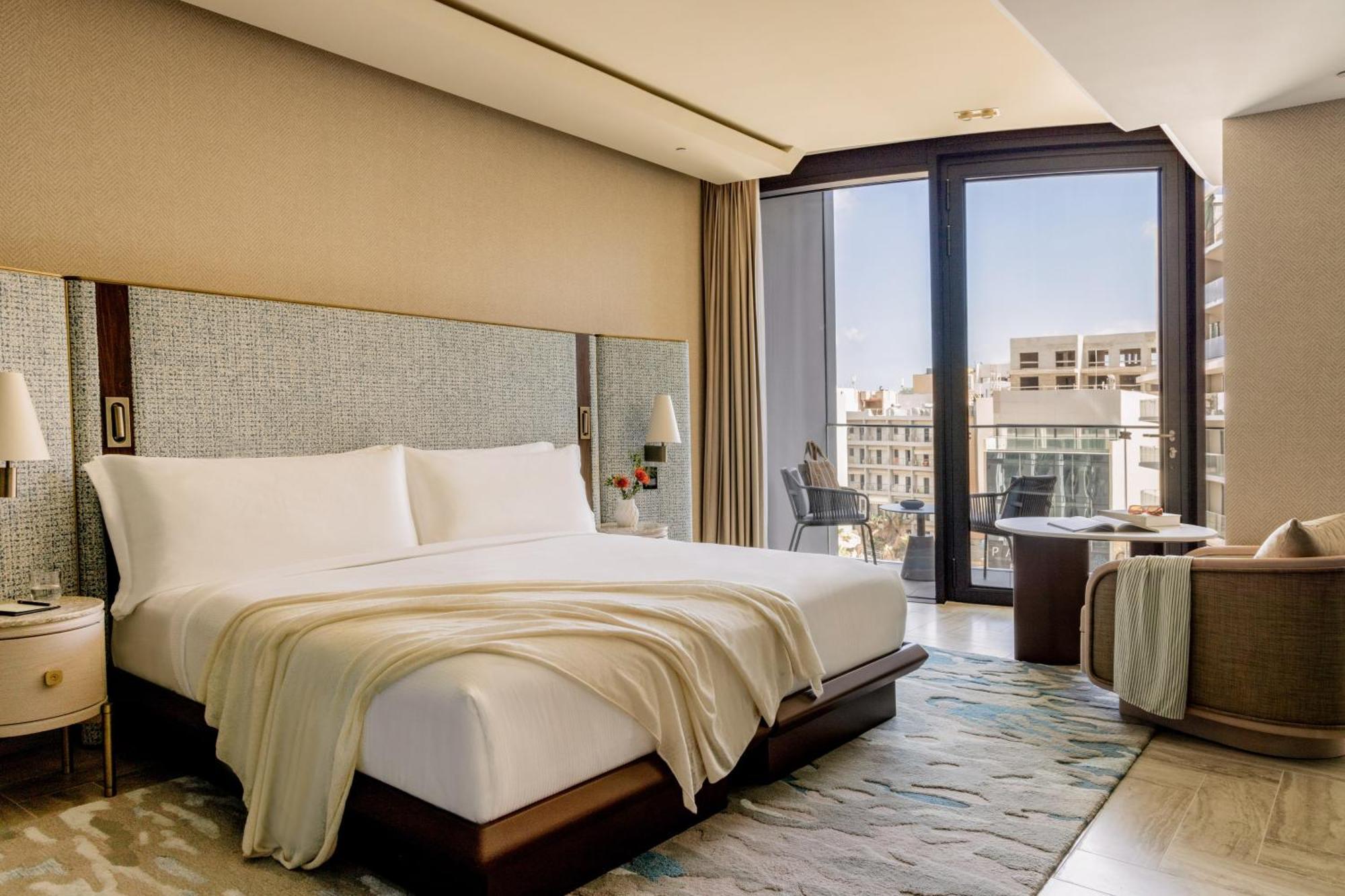 Hotel Me Malta By Melia à San Ġiljan Extérieur photo