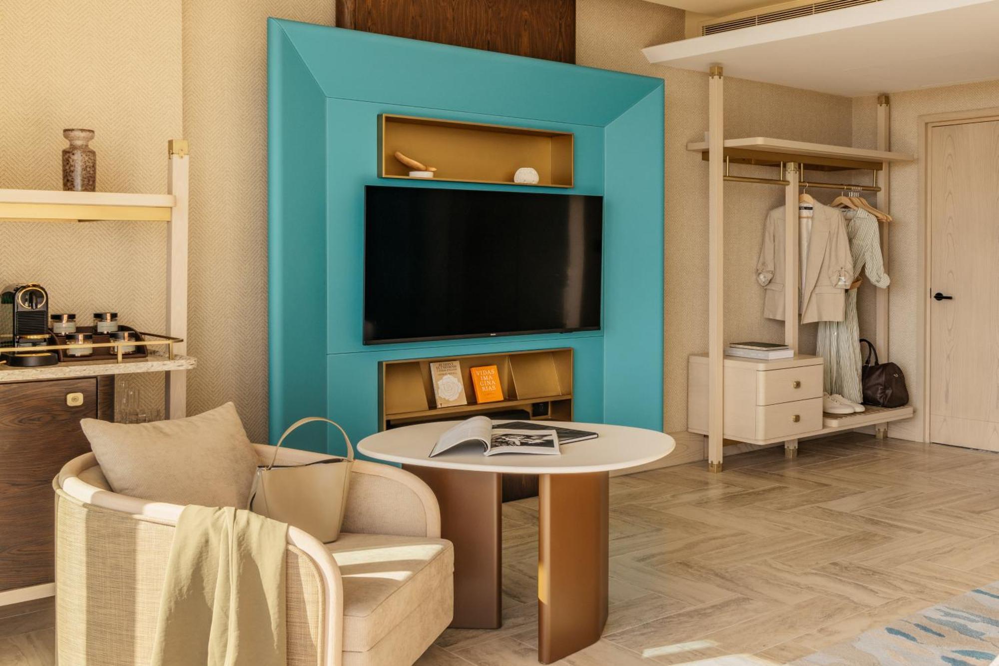 Hotel Me Malta By Melia à San Ġiljan Extérieur photo